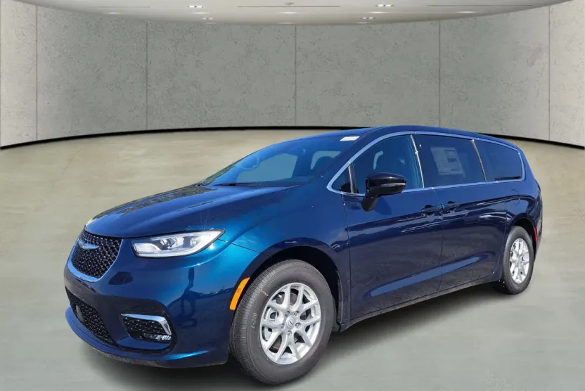 2025 Chrysler Pacifica photo 1
