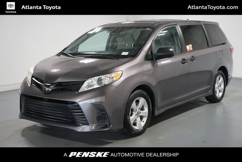 2020 Toyota Sienna L photo 1