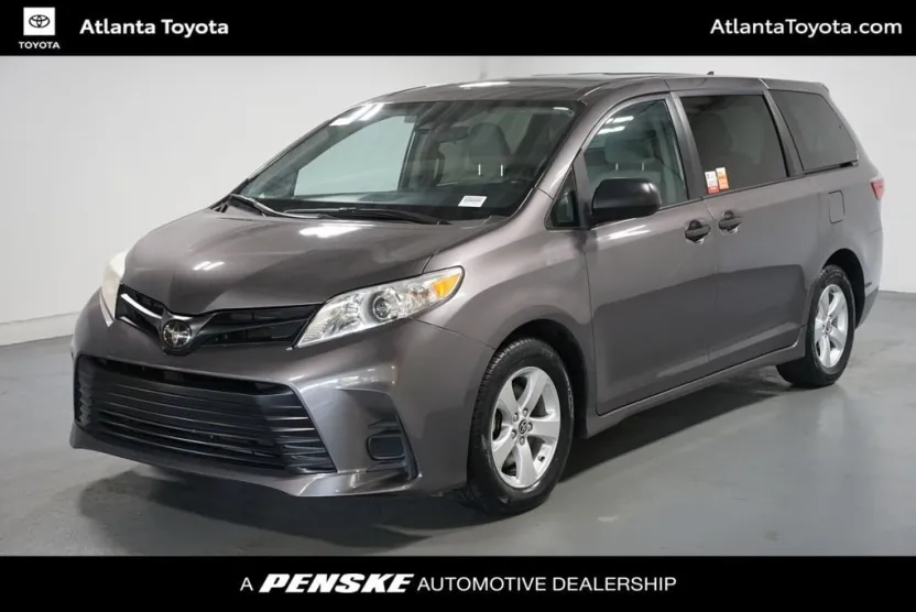 2020 Toyota Sienna L photo 1