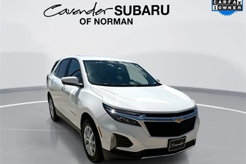 2022 Chevrolet Equinox LT photo 1