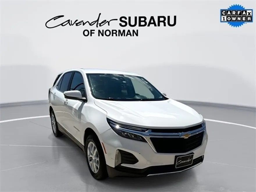2022 Chevrolet Equinox LT photo 1
