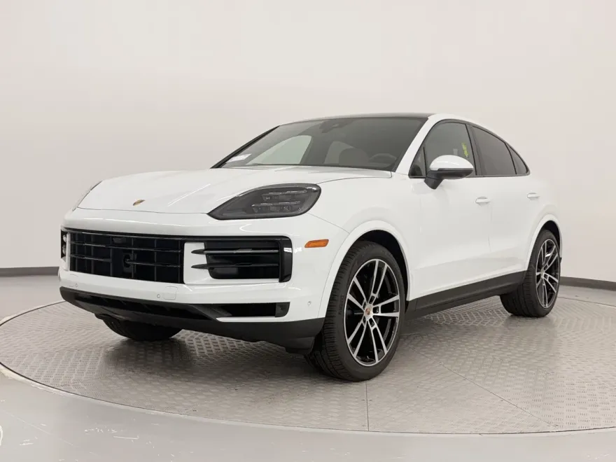 2025 Porsche Cayenne Coupe photo 1