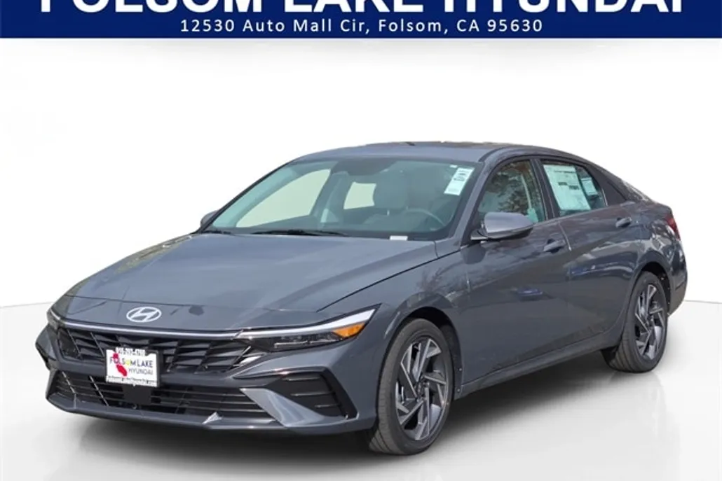 2025 Hyundai Elantra Limited photo 1