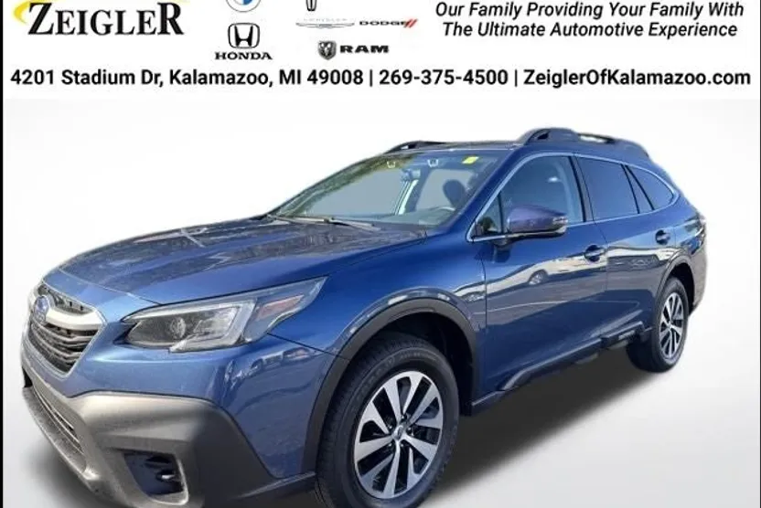 2022 Subaru Outback Premium photo 1