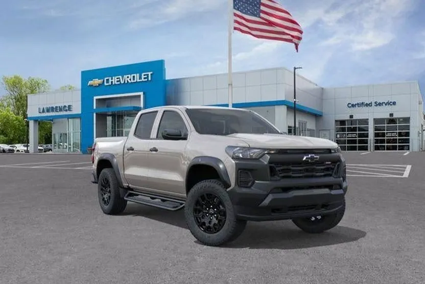 2026 Chevrolet Colorado Trail Boss photo 1