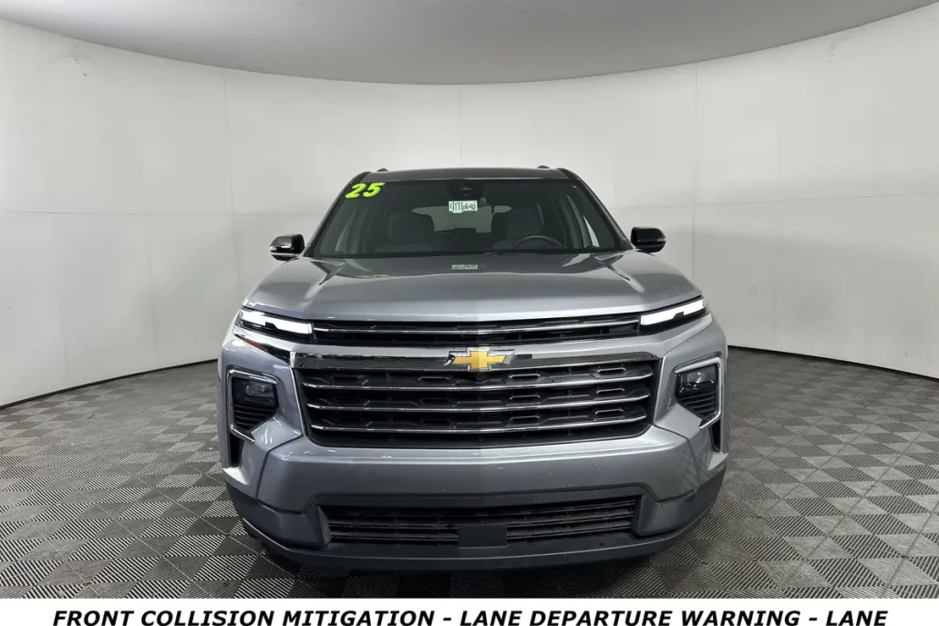 2025 Chevrolet Traverse 1LT photo 1