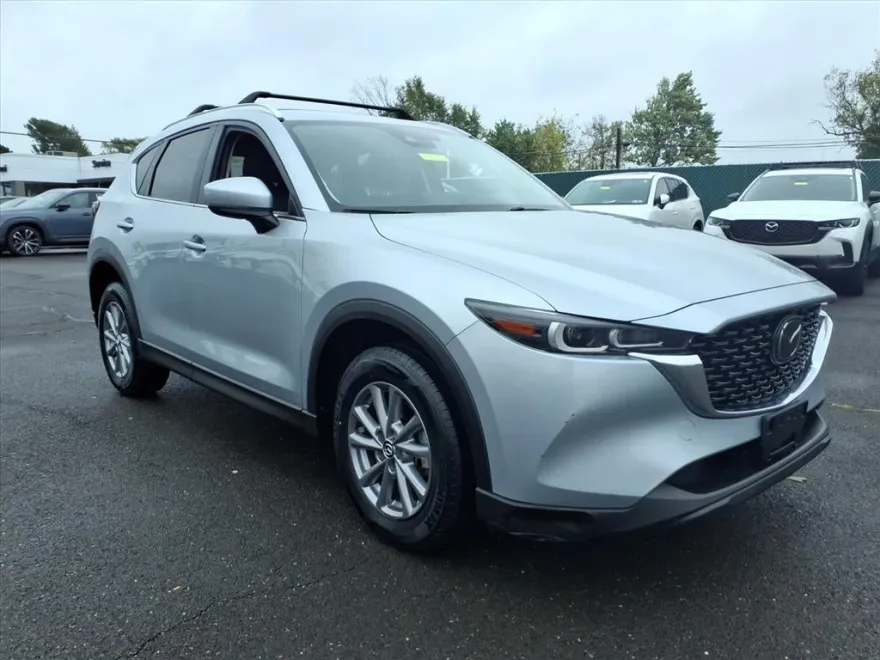 2023 Mazda CX-5 2.5 S Preferred photo 1