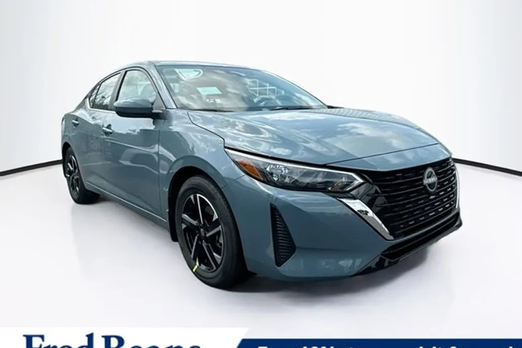 2025 Nissan Sentra SV photo 1