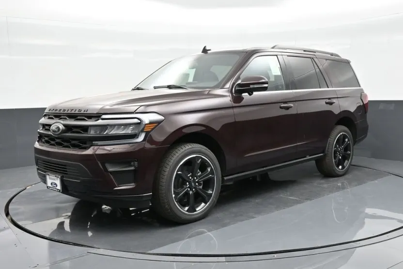 2024 Ford Expedition Limited photo 1