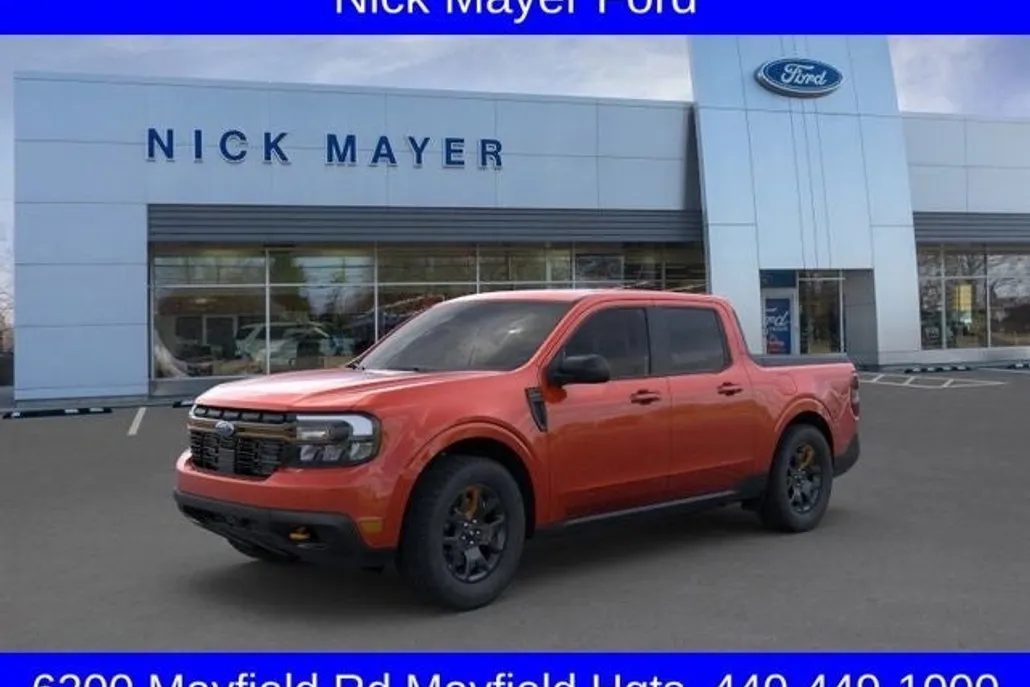 2024 Ford Maverick Lariat photo 1