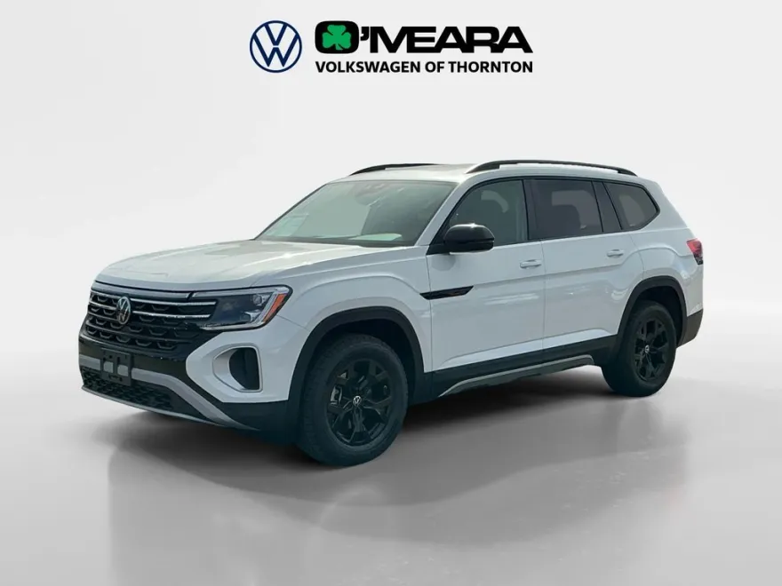 2025 Volkswagen Atlas Peak Edition SE photo 1