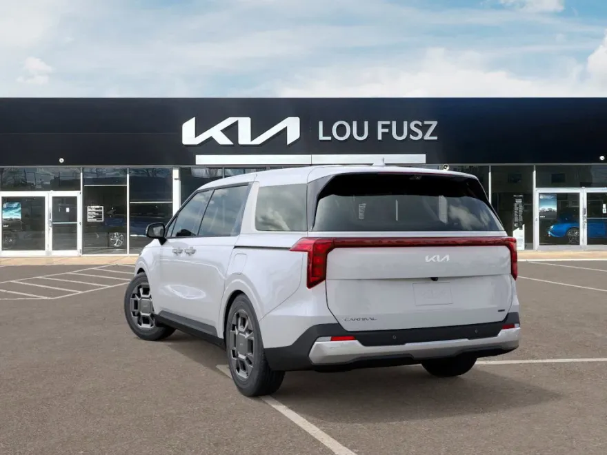 2026 Kia Carnival EX photo 1