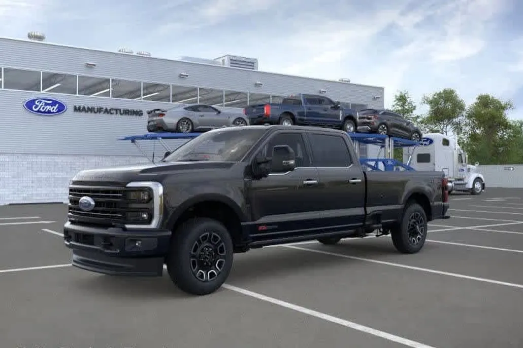 2026 Ford F-350 Platinum photo 1