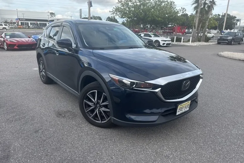 2018 Mazda CX-5 Touring photo 1