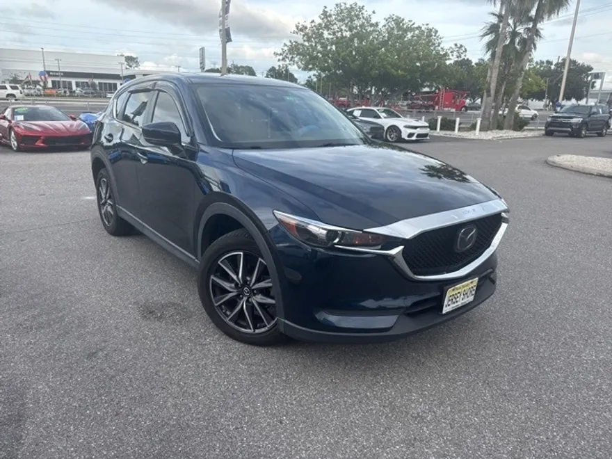 2018 Mazda CX-5 Touring photo 1