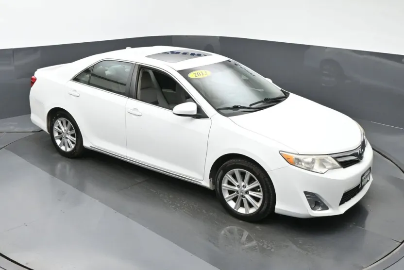 2013 Toyota Camry L photo 1
