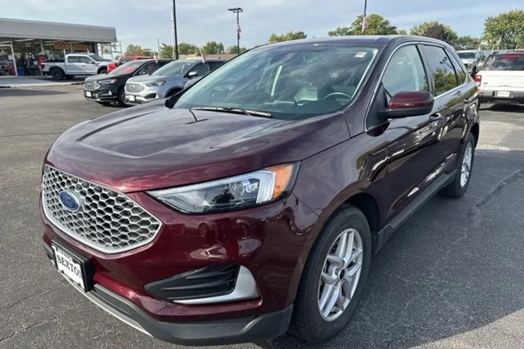 2024 Ford Edge SEL photo 1