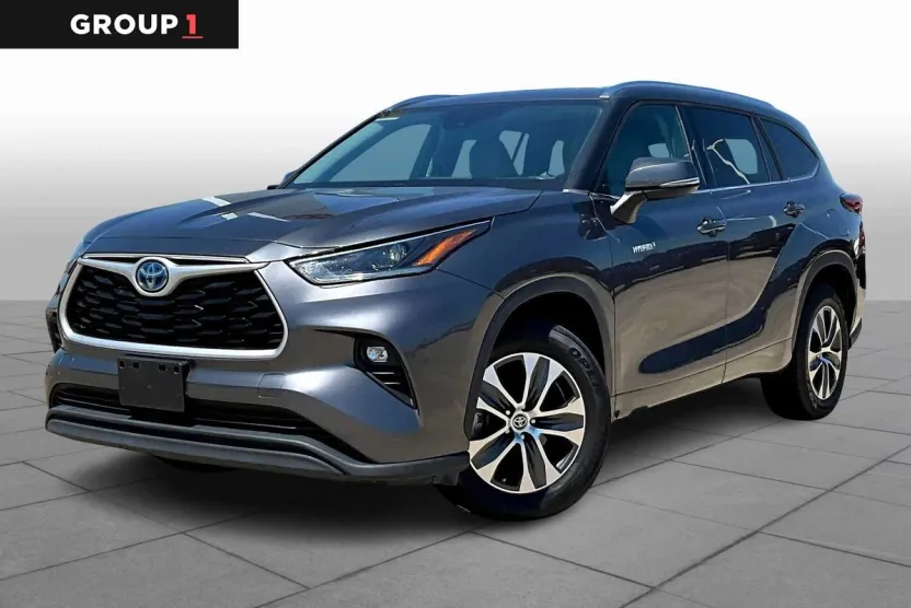 2021 Toyota Highlander Hybrid XLE photo 1