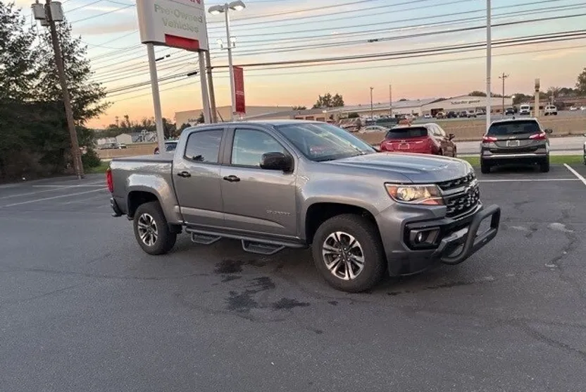 2021 Chevrolet Colorado Z71 photo 1