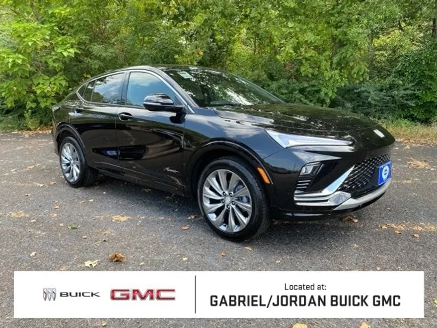 2025 Buick Envista Avenir photo 1