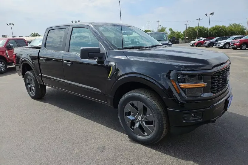 2025 Ford F-150 STX photo 1