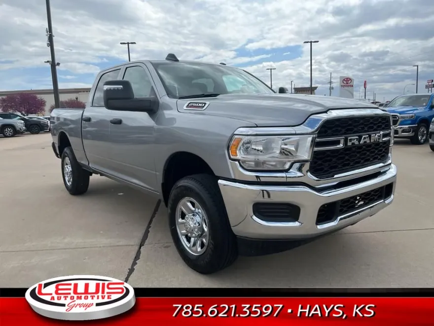 2024 Ram 2500 Tradesman photo 1