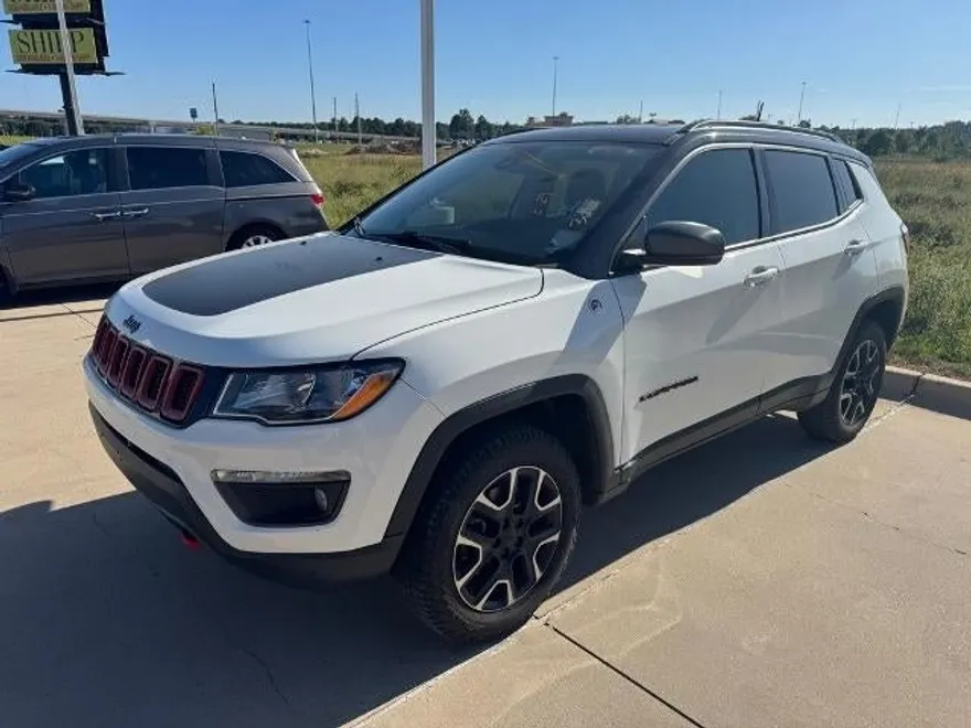 2021 Jeep Compass Trailhawk photo 1