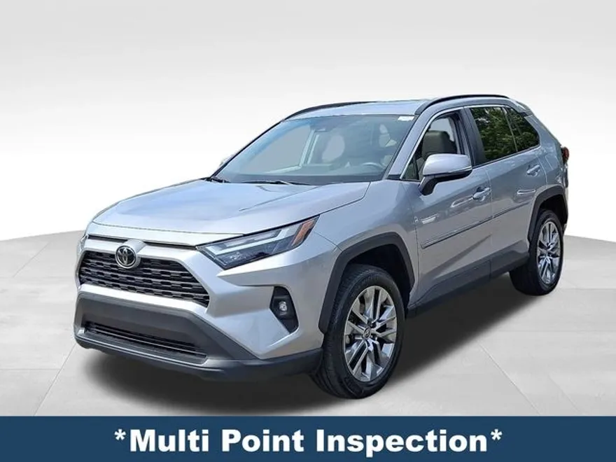 2022 Toyota RAV4 XLE Premium photo 1