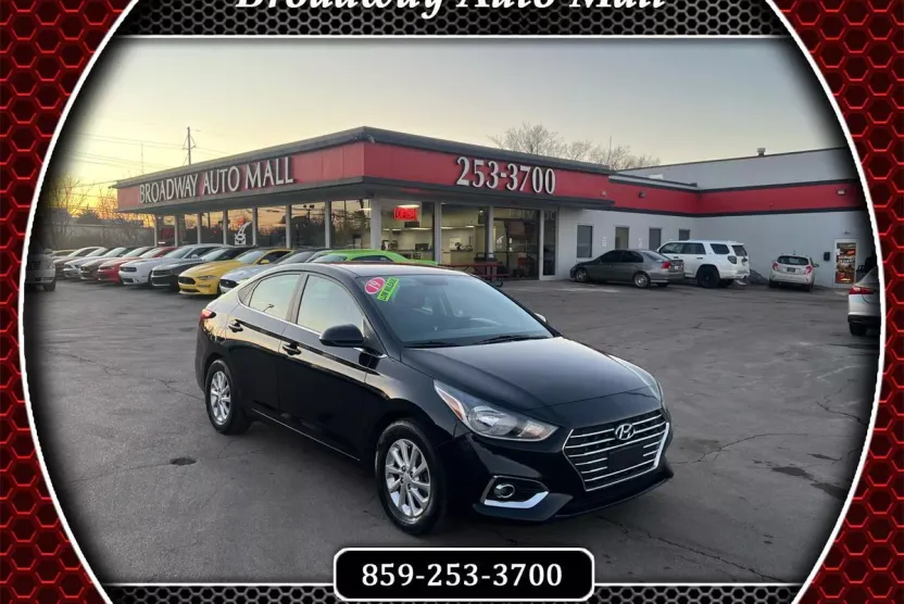 2019 Hyundai Accent SEL photo 1