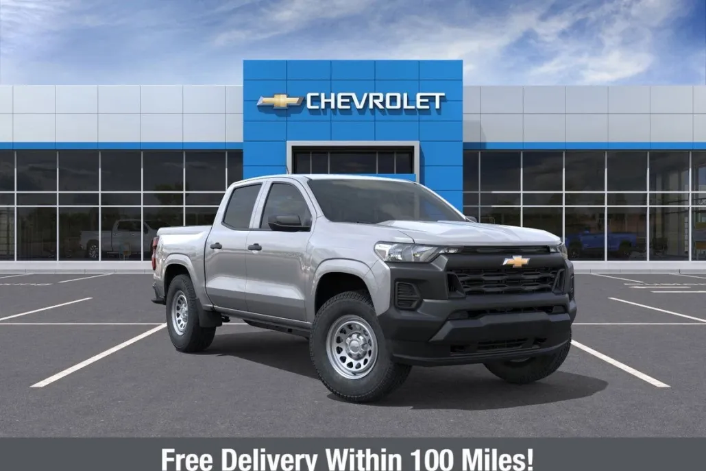2025 Chevrolet Colorado LT photo 1