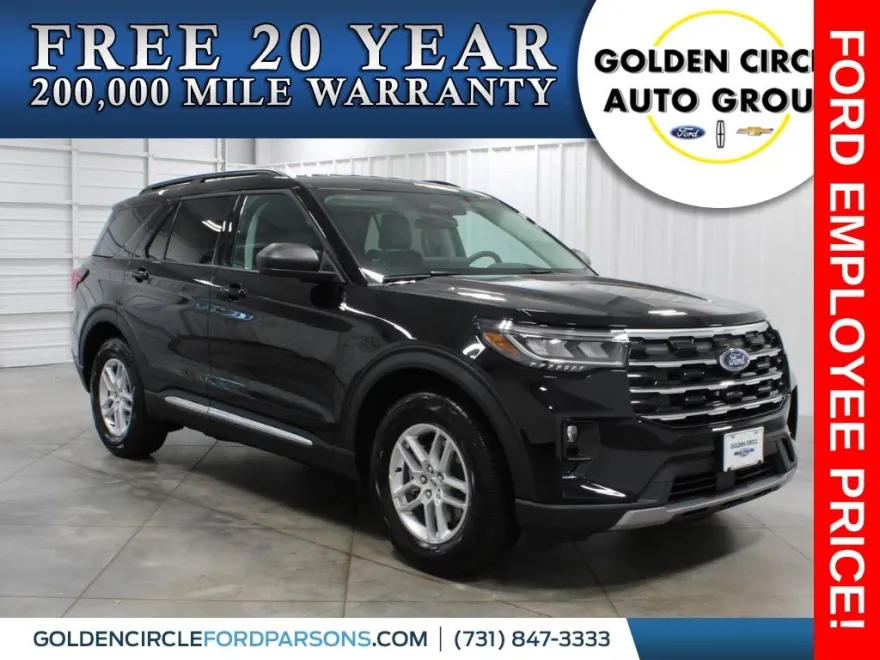 2025 Ford Explorer photo 1