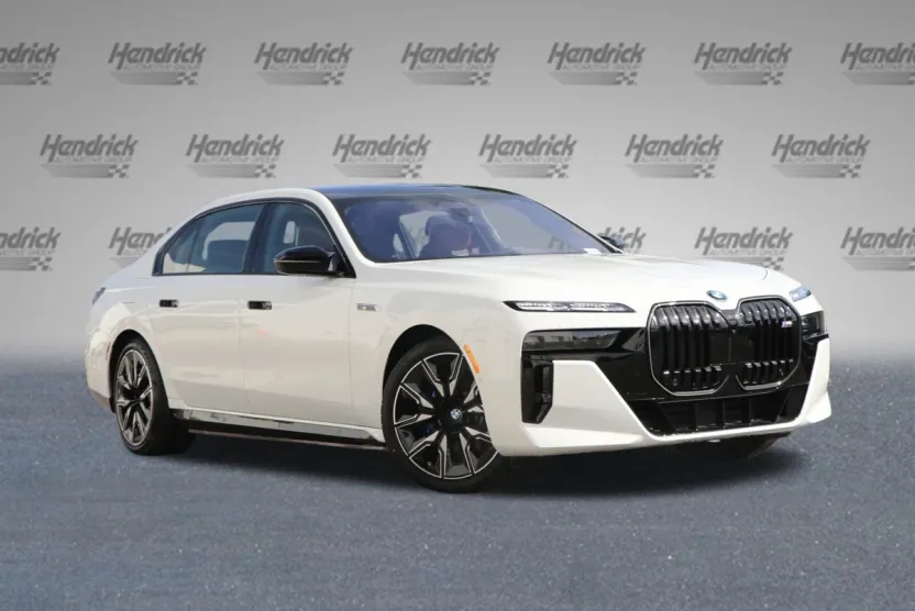 2025 Bmw i7 M70 photo 1
