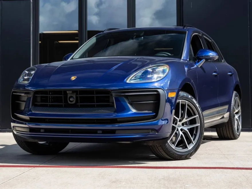 2025 Porsche Macan Base photo 1