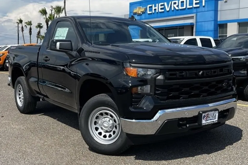 2026 Chevrolet Silverado 1500 photo 1