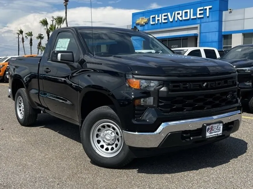 2026 Chevrolet Silverado 1500 photo 1