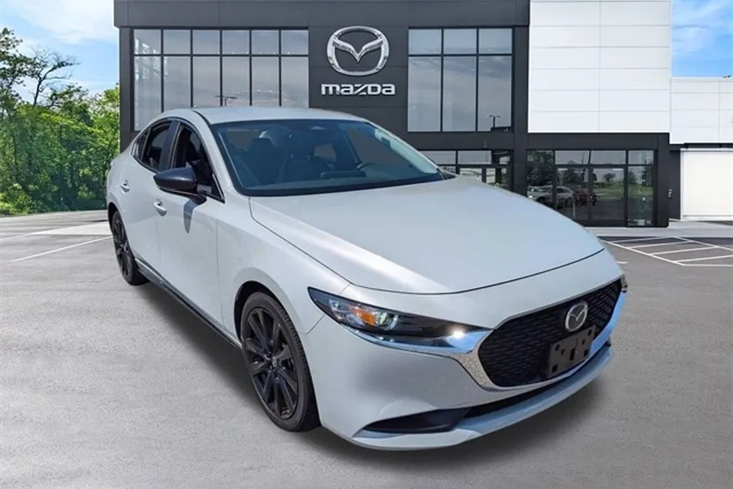 2024 Mazda Mazda3 2.5 Select photo 1