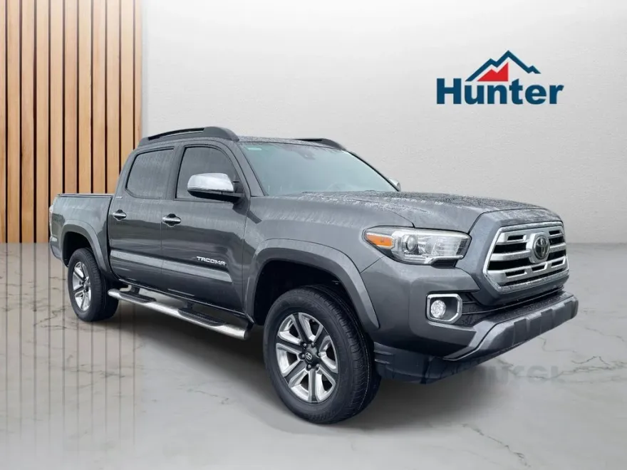 2018 Toyota Tacoma Limited photo 1