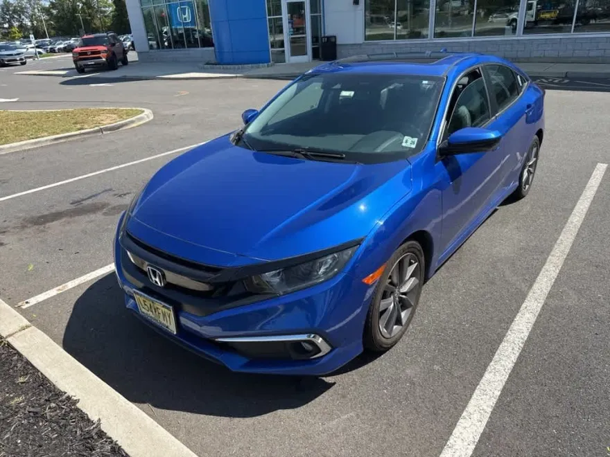 2021 Honda Civic EX-L photo 1