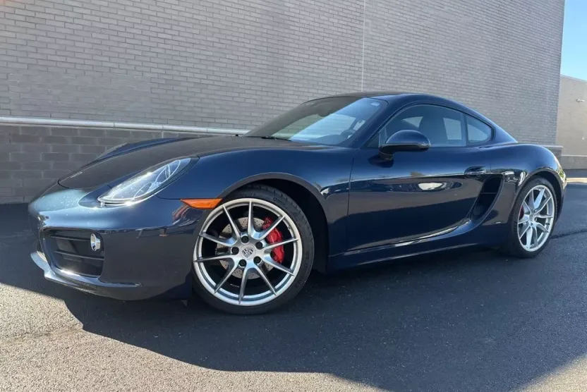 2014 Porsche Cayman S photo 1