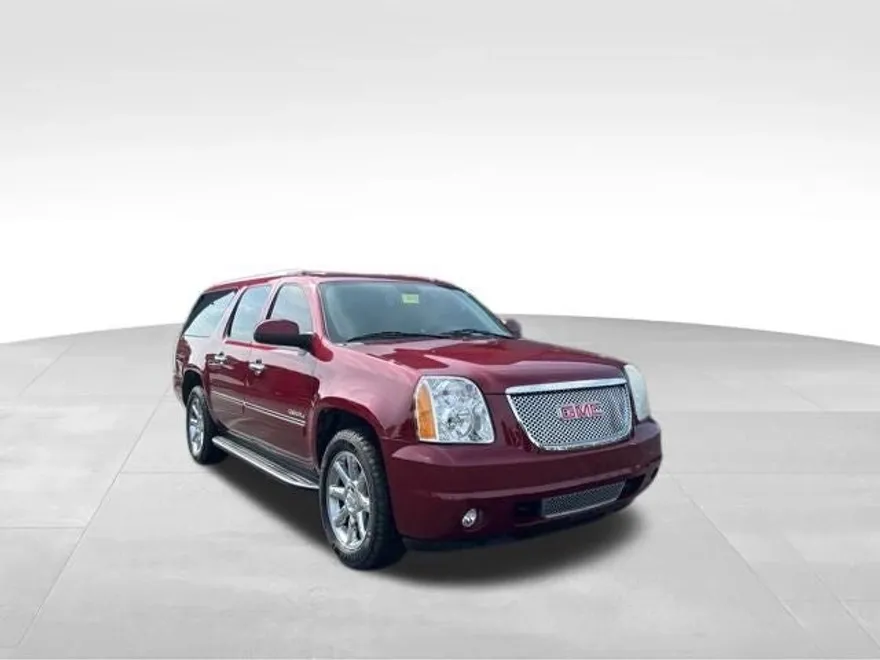 2011 Gmc Yukon XL Denali photo 1