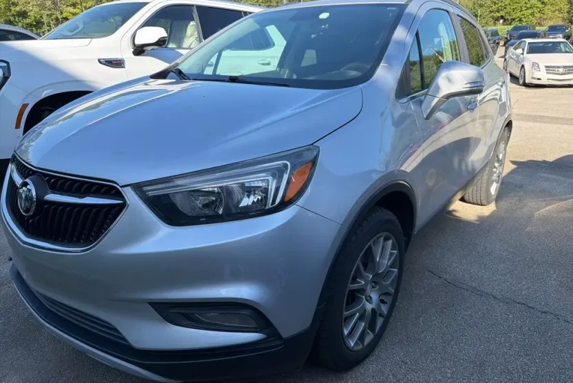 2018 Buick Encore Sport Touring photo 1