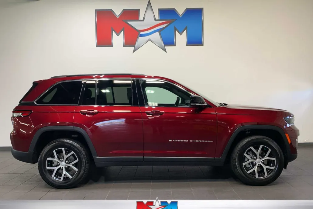 2024 Jeep Grand Cherokee Limited photo 1