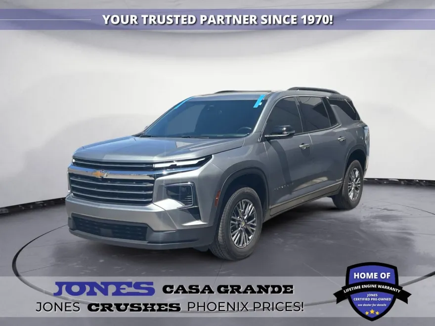 2025 Chevrolet Traverse 1LT photo 1