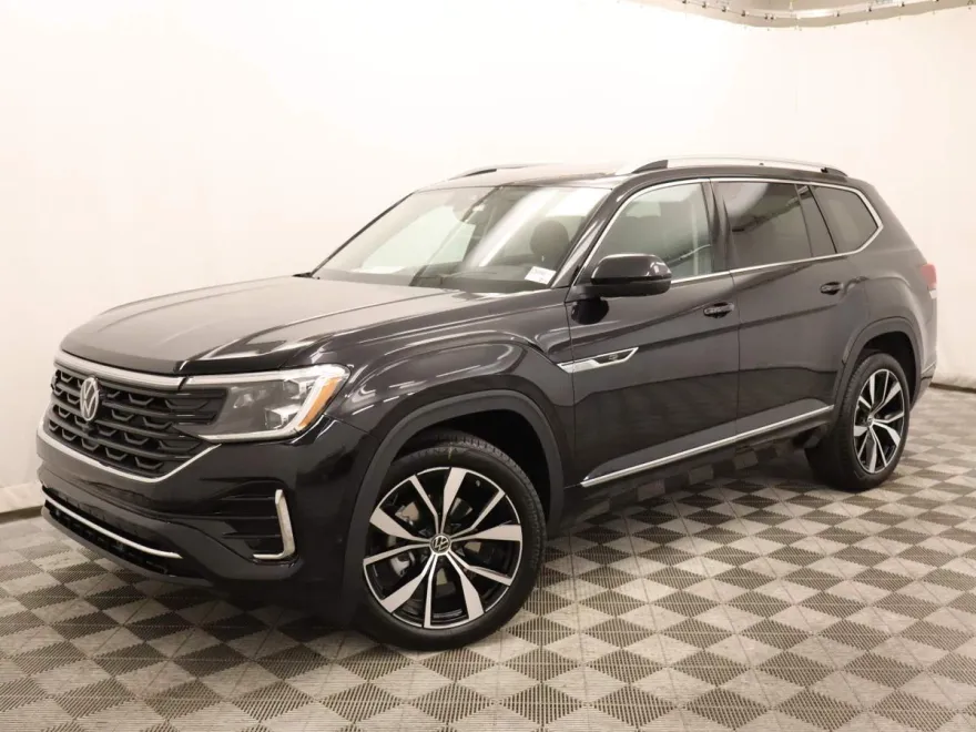 2026 Volkswagen Atlas SEL Premium R-Line photo 1