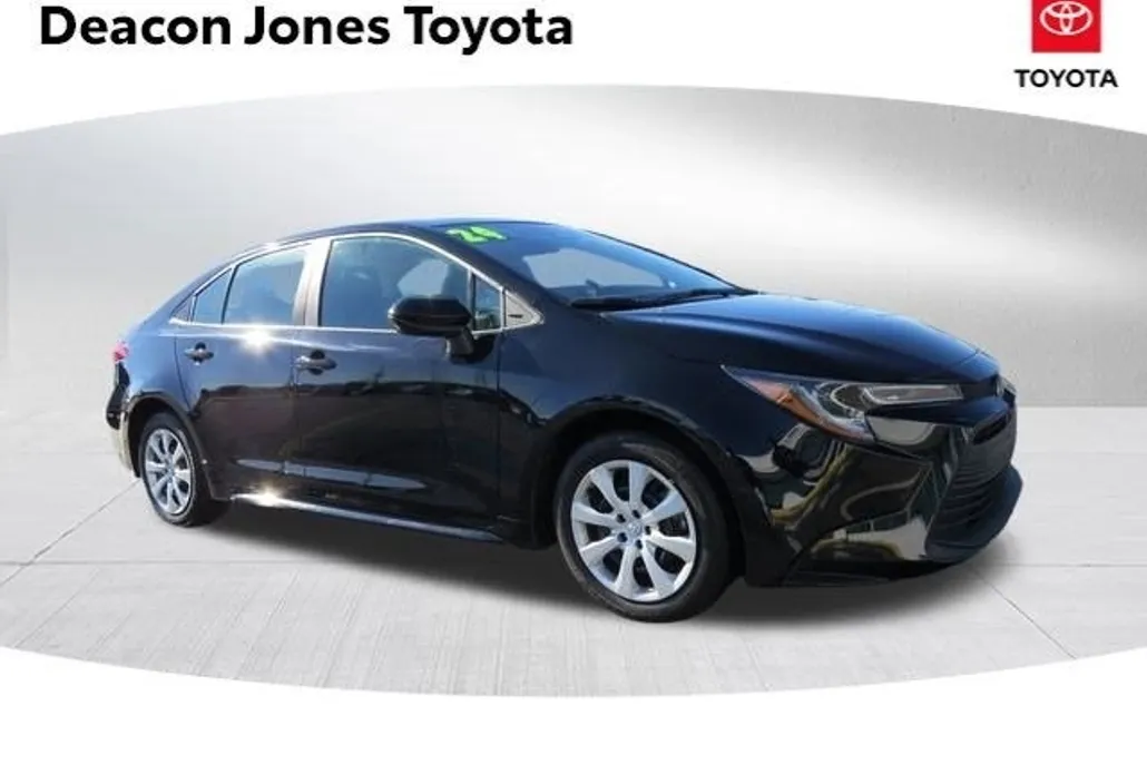 2024 Toyota Corolla LE photo 1