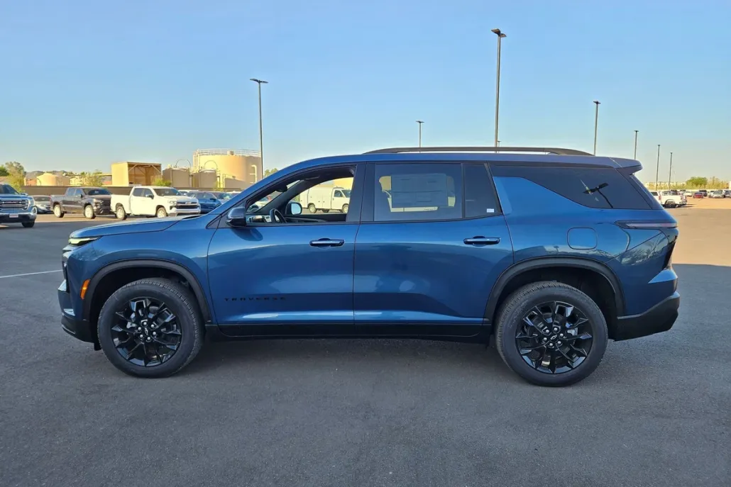 2026 Chevrolet Traverse photo 1