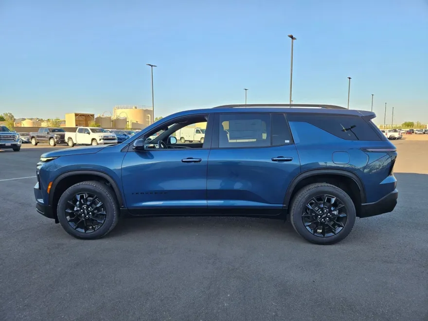 2026 Chevrolet Traverse photo 1