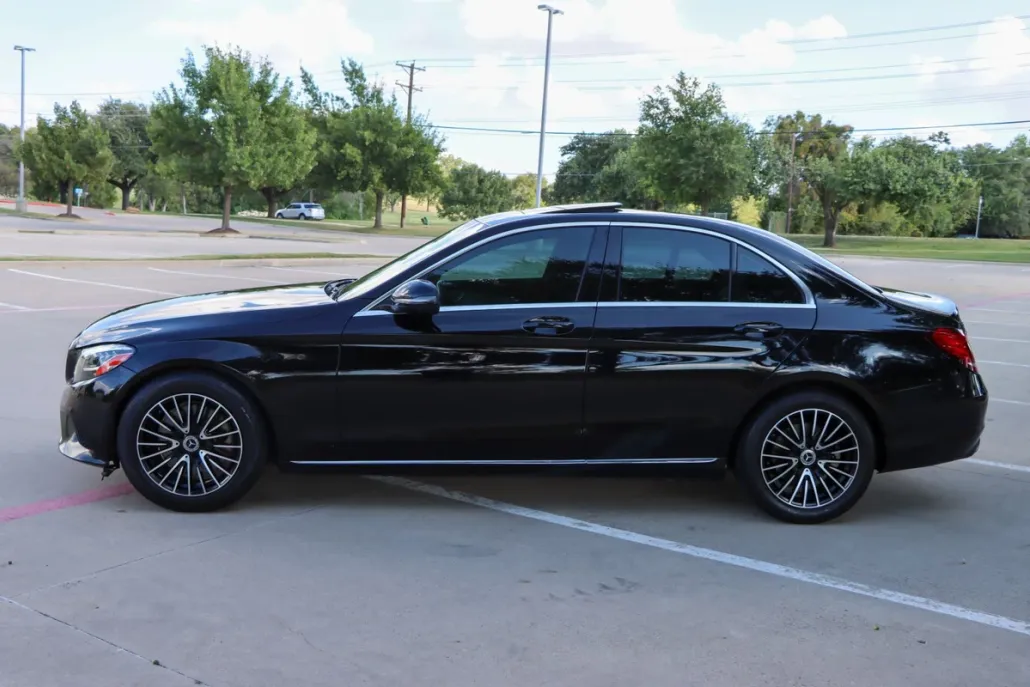 2019 Mercedes Benz C 300 Sedan photo 1