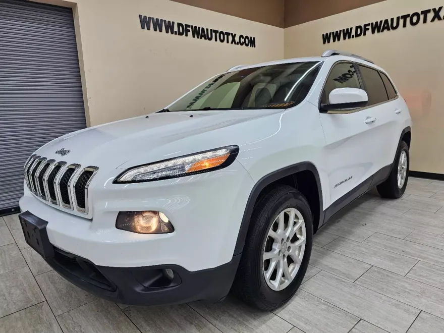 2014 Jeep Cherokee Latitude photo 1