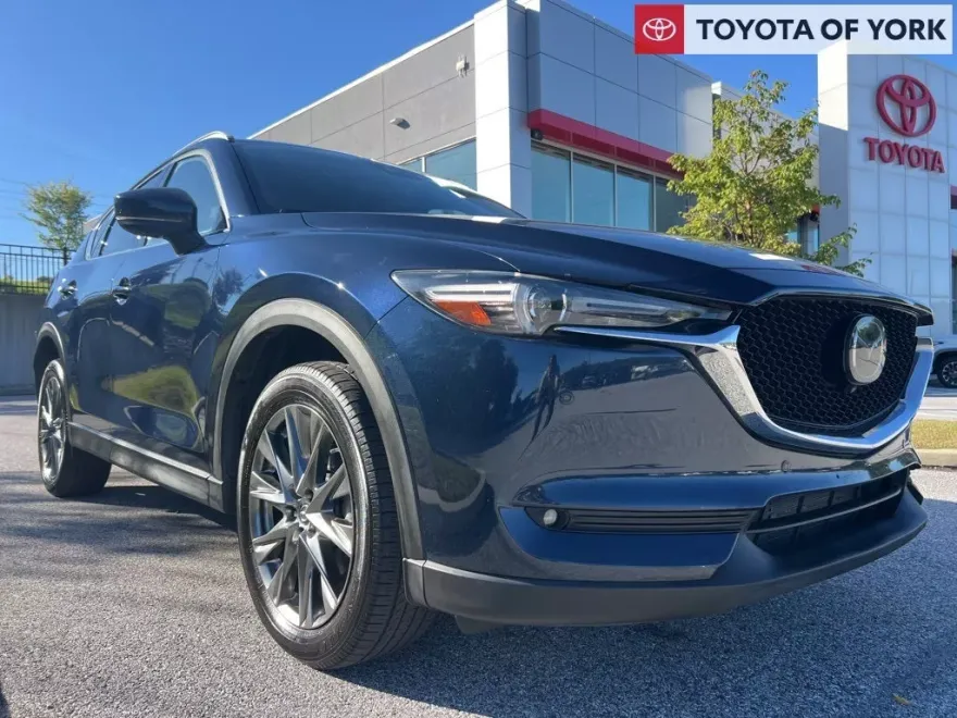2019 Mazda CX-5 Signature photo 1
